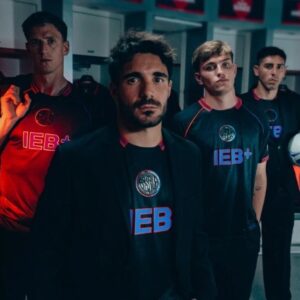 El revisionismo de camisetas negras de San Lorenzo