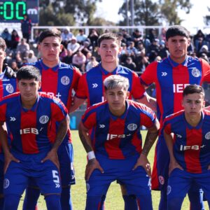 La Reserva de San Lorenzó perdió el clásico y se complicó en la tabla