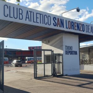 Por ahora, seguirá habiendo micros entre las sedes de San Lorenzo. ¿Qué pasó?
