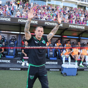El enorme recibimiento y la ovación de los hinchas de San Lorenzo al Pipi Romagnoli