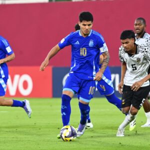 Con la capitanía y el hat-trick de Ojeda, Argentina goleó a Fiji