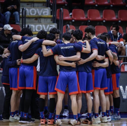 El básquet en estado crítico: jugadores sin cobrar, problemas en las giras y ¿toman medidas extremas?