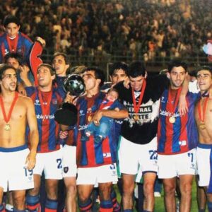 Le robaron la medalla de la Sudamericana 2002 a uno de los campeones