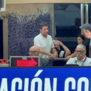 El básquet cerró su año con la presencia de Sergio Costantino