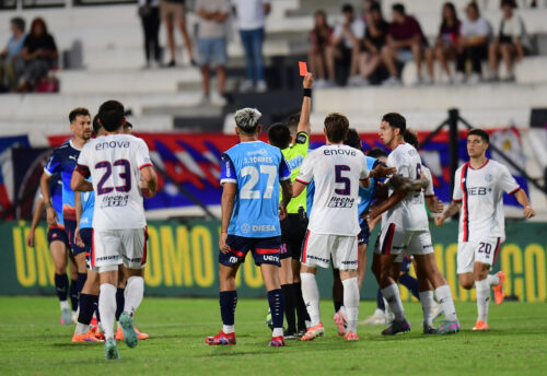 Un cero que gritó rarezas