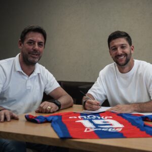 Firmaron los cuatro refuerzos que faltaban