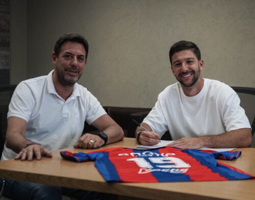 Firmaron los cuatro refuerzos que faltaban