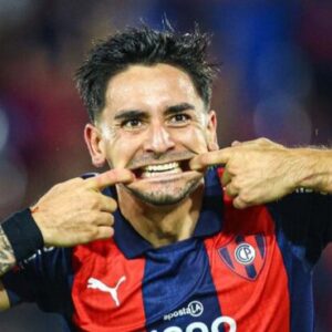 El delantero que busca San Lorenzo es argentino y juega en Cerro Porteño
