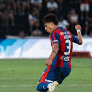 Teo Rodríguez Pagano: otro gran partido y se adueña del lateral izquierdo de San Lorenzo