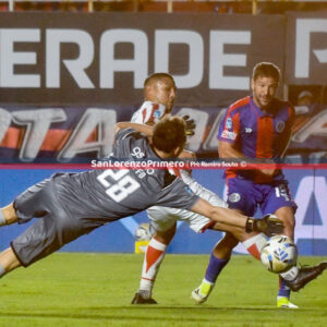 ¿Qué pasó con Luciano Vietto y por qué no viaja con San Lorenzo?