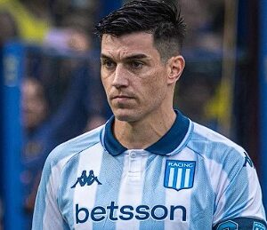 ¿San Lorenzo insiste por García Basso?