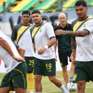 ¿Cómo llega Defensa y Justicia para visitar a San Lorenzo en el Nuevo Gasómetro?
