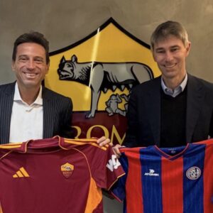 Moretti y un misterioso viaje a Europa. ¿Representó a San Lorenzo?