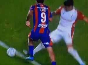 Dóvalo y una nueva polémica contra San Lorenzo