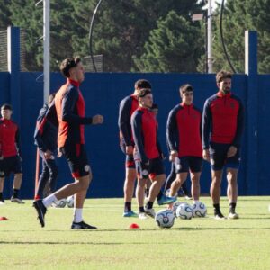 San Lorenzo completó el último entrenamiento antes de viajar a Brasil