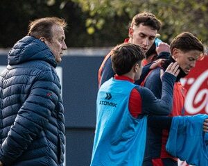 ¿Cómo quedó conformado el plantel tras la salida de Álvarez?