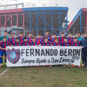 El homenaje de los pibes y del futsal a Fernando Berón