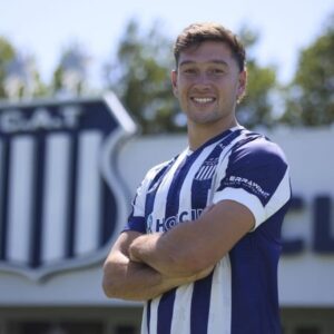 San Lorenzo tiene muy avanzada una nueva incorporación