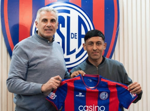Román Baigorria: el juvenil que firmó su primer contrato con San Lorenzo