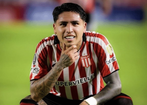 Farías no sumó minutos en Estudiantes y San Lorenzo espera. ¿Qué dijo Medina?
