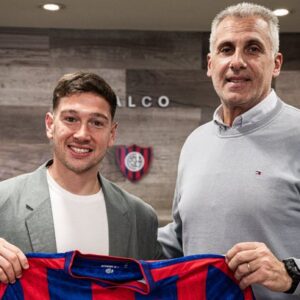 Martín Río y un guiño a la gente de San Lorenzo tras firmar su contrato