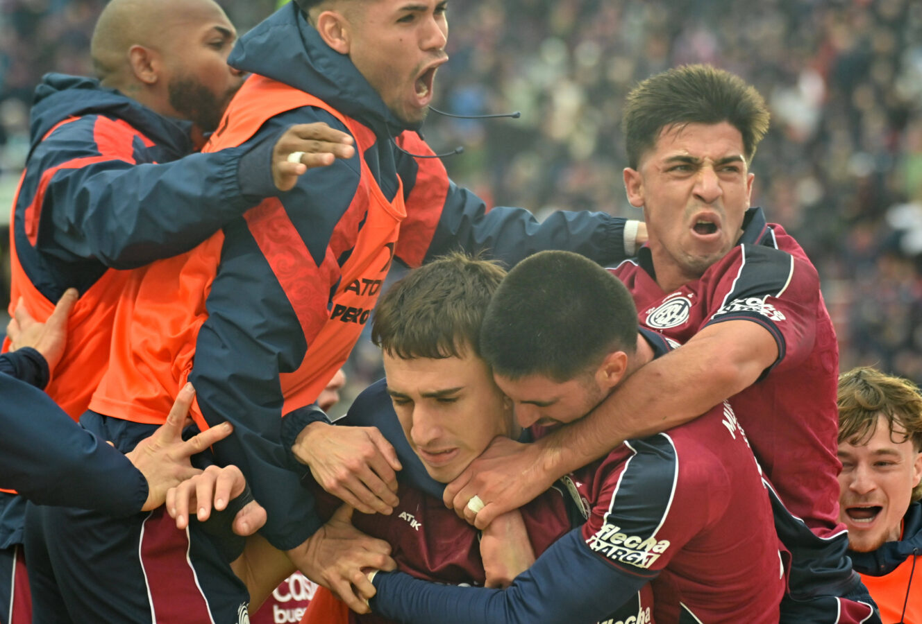San Lorenzo en busca de un delantero para acompañar a Auzmendi