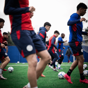 Práctica intensa en San Lorenzo en busca de recuperar futbolistas